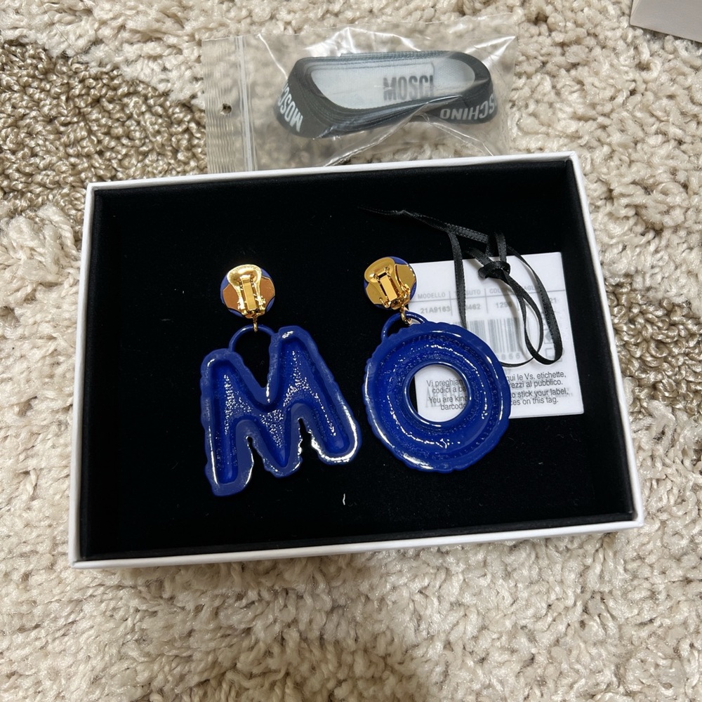 FINAL PRICE. Moschino BLUE Inflatable Clip On Statement Earrings - Picture 4 of 6